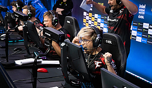 FaZe Knocks Out Cloud9 as IEM Dallas Playoff Bracket Takes Shape